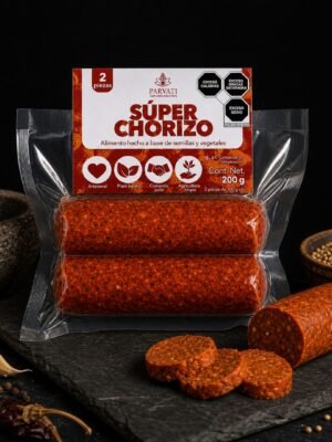 Súper Chorizo Parvati — chorizo vegano mexicano Carniveggia Súper Chorizo vegano de Parvati sobre fondo negro, vista hero